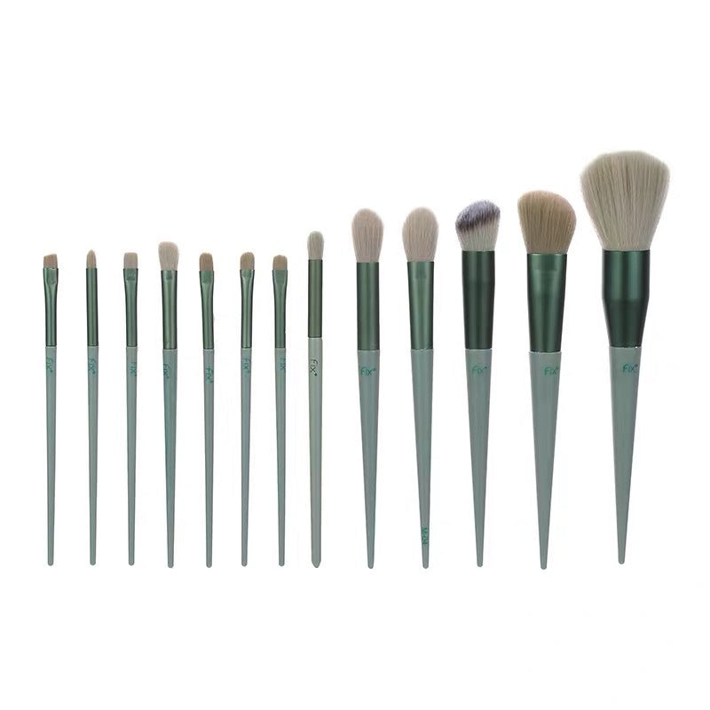 The Everyday Flawless: 13 Essential Makeup Brushes for Effortless Beauty (Cruelty-Free & Vegan)