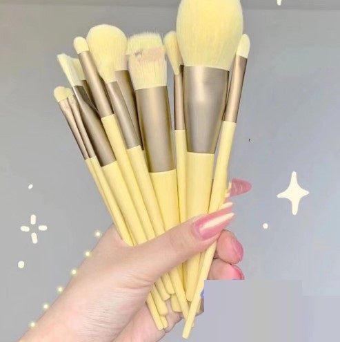 The Everyday Flawless: 13 Essential Makeup Brushes for Effortless Beauty (Cruelty-Free & Vegan)