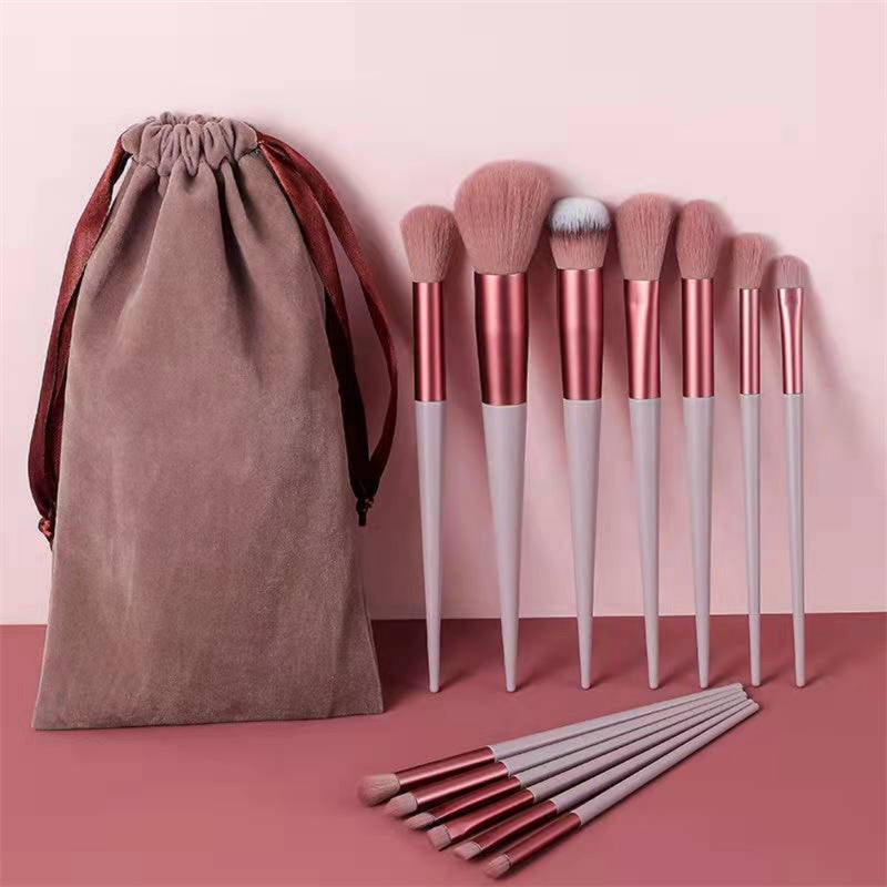 The Everyday Flawless: 13 Essential Makeup Brushes for Effortless Beauty (Cruelty-Free & Vegan)